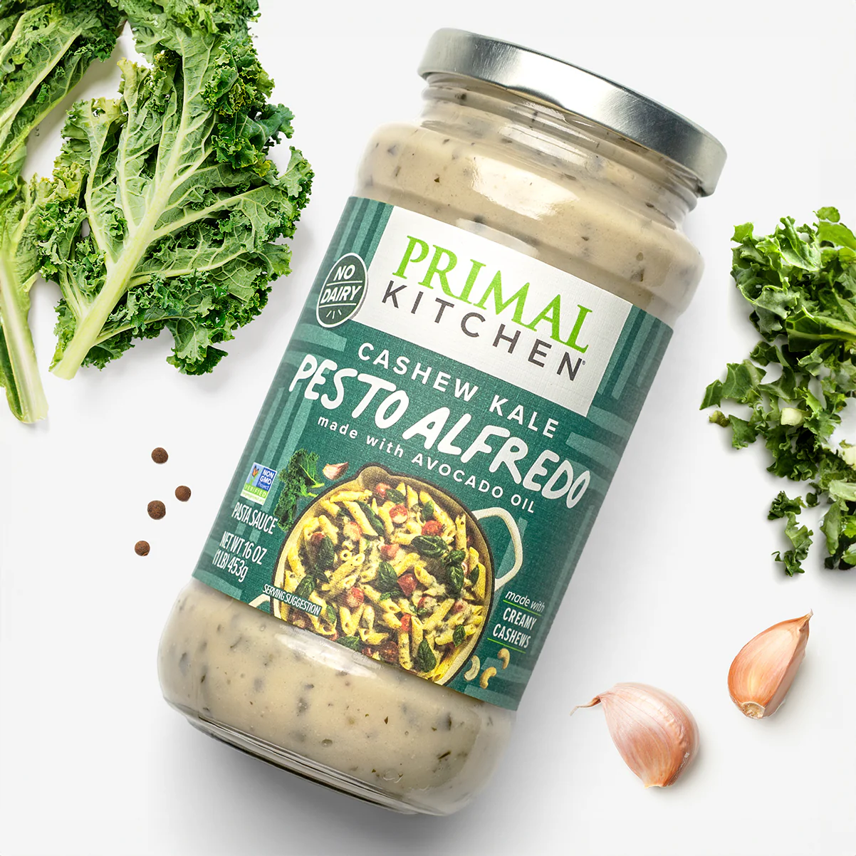 Creamy Cashew Kale Pesto Alfredo Sauce - Image 3